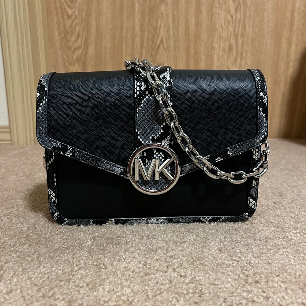 Michael Kors Carmen Medium Flap Shoulder Bag
